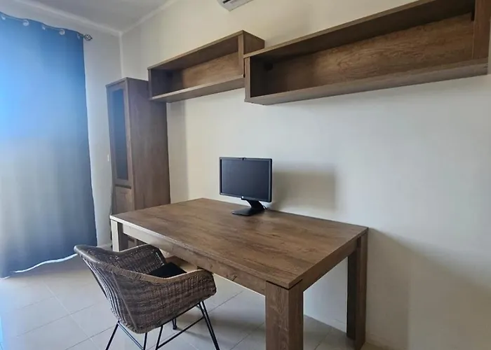 Salty Sun Seafront Penthouse Apartament *