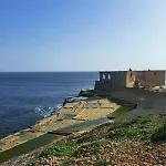 Salty Sun Seafront Penthouse Appartamento *