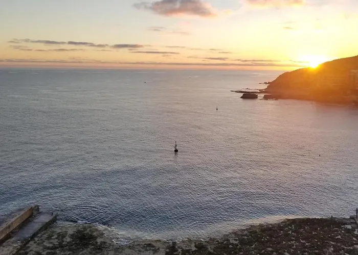 Salty Sun Seafront Penthouse * Marsalforn